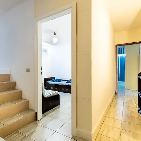 Casa Fokuko Apartment