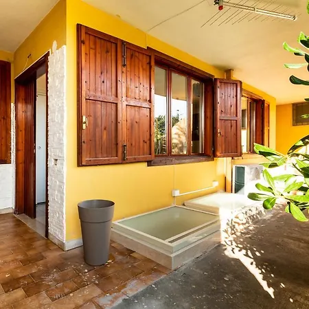 Casa Fokuko Apartment